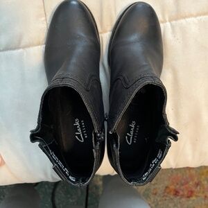 Clarks Ankle fall boots 1.5 heel